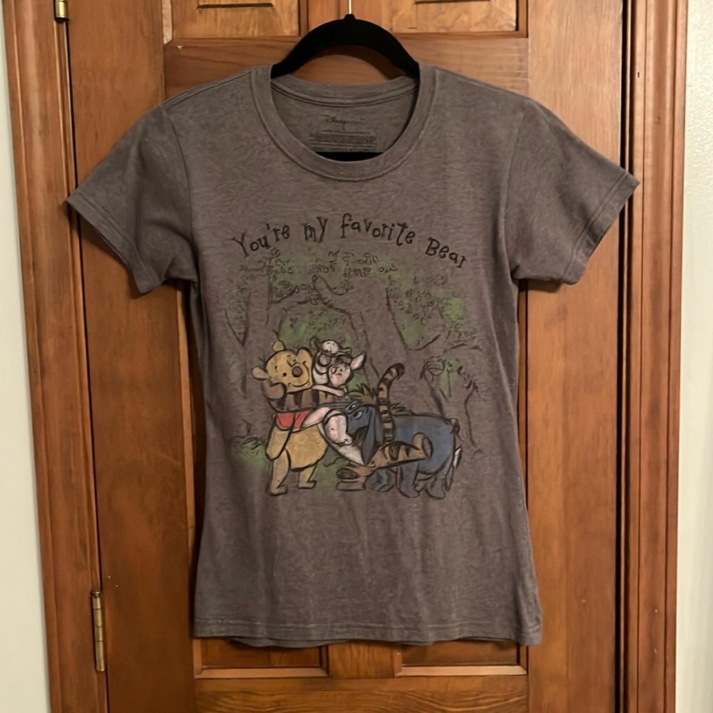 Disney Winnie the Pooh Tshirt (Size S)